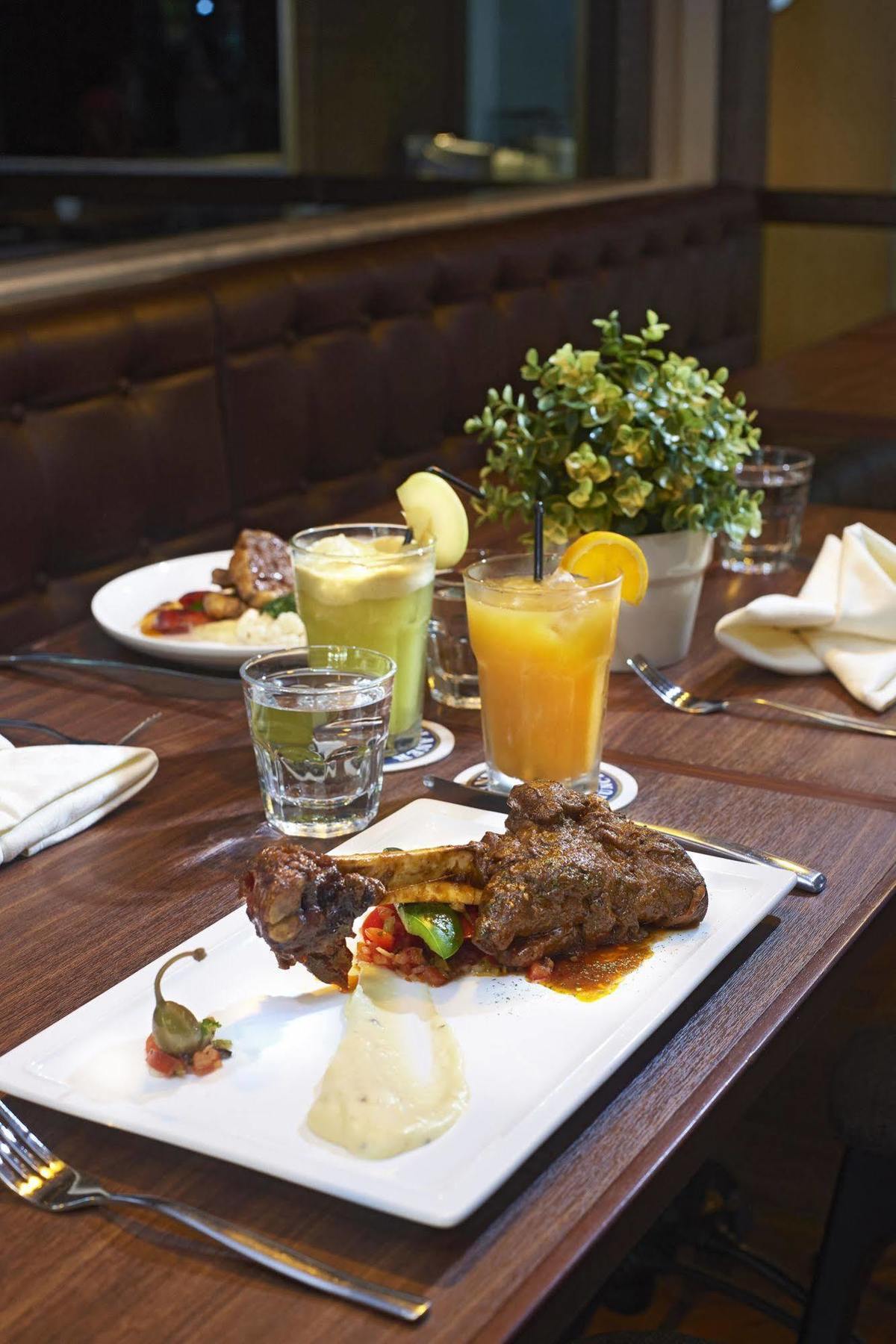 Kingwood Boutique Hotel Miri Buitenkant foto