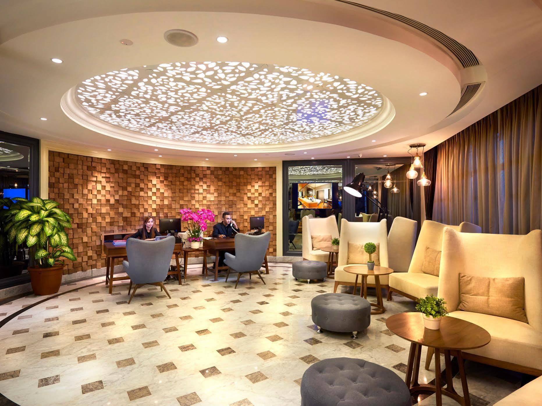 Kingwood Boutique Hotel Miri Buitenkant foto